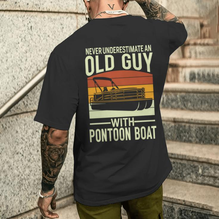 Never Underestimate An Old Guy With A Pontoon Boat Captain Men's T-shirt Back Print Gifts for Him