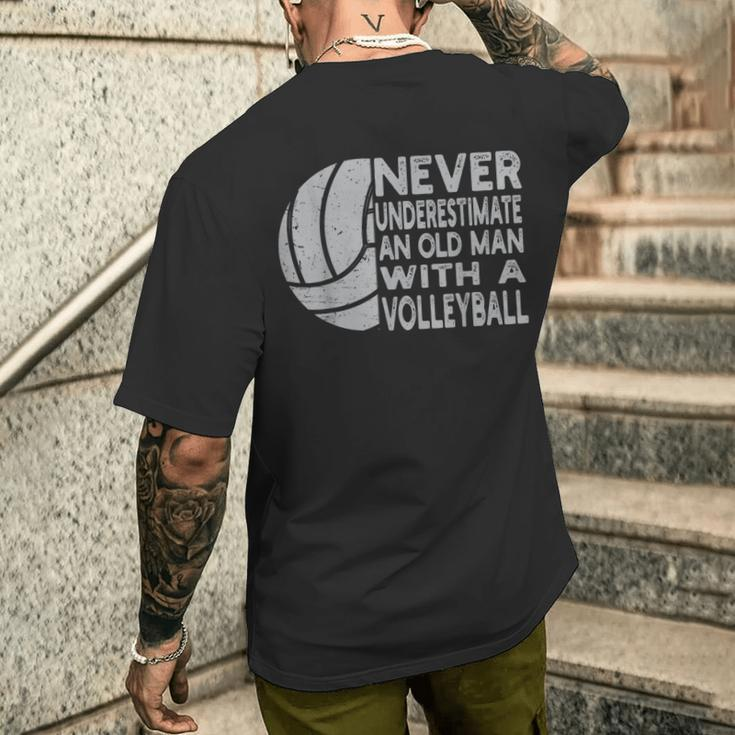 Never Underestimate An Old Man With Volleyball Coach Grandpa Men's T-shirt Back Print Gifts for Him
