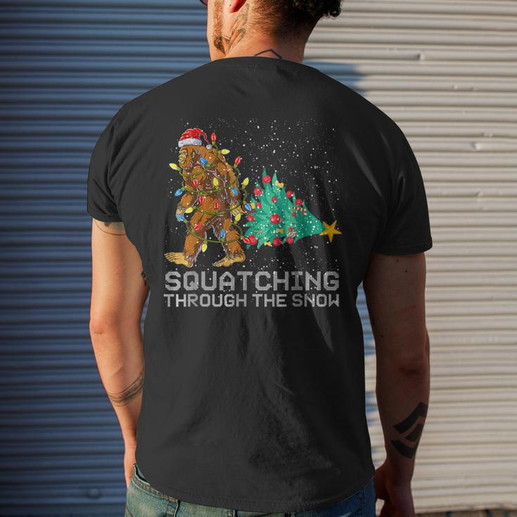 Xmas Squatching Through The Snow Bigfoot Christmas Sasquatch Mens Back Print T-shirt Gifts for Him