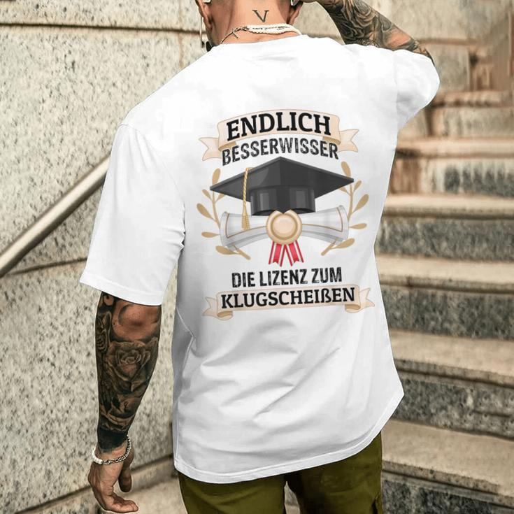 Bachelor Graduation Saying Exam Bestanden Uni Gra T-Shirt mit Rückendruck Geschenke für Ihn