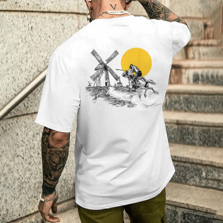 Don Quijote Gegen Windmill Im Sonnenschein T-Shirt mit Rückendruck Geschenke für Ihn