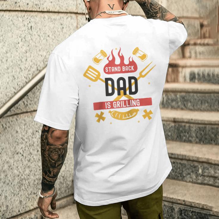 Stand Back Papa Grillt Raglan T-Shirt mit Rückendruck Geschenke für Ihn