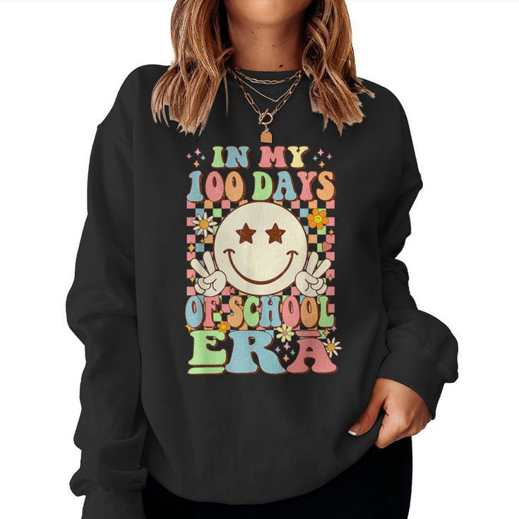 In My 100 Days Of School Era Retro Groovy 100Th Day Teacher Women Sweatshirt