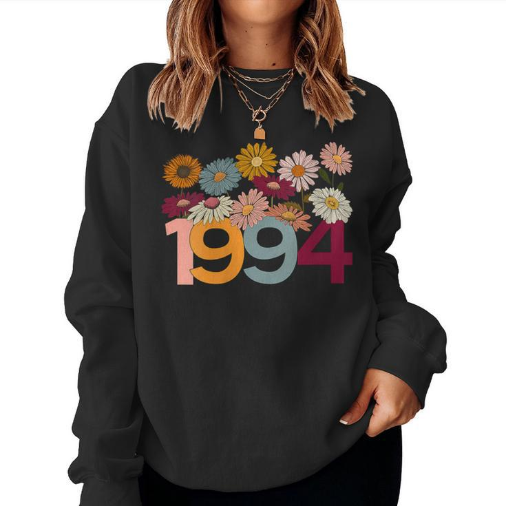 1994 Birth Year Vintage Wildflowers Daisy 29Th Birthday 1994 Women Sweatshirt
