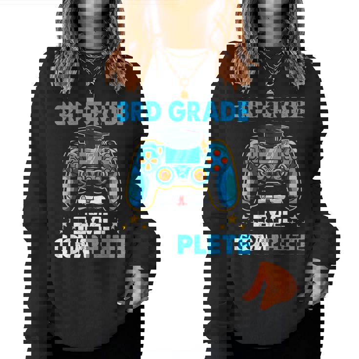3Rd Grade Level Complete Last Day Of School Graduate Boys Women Sweatshirt