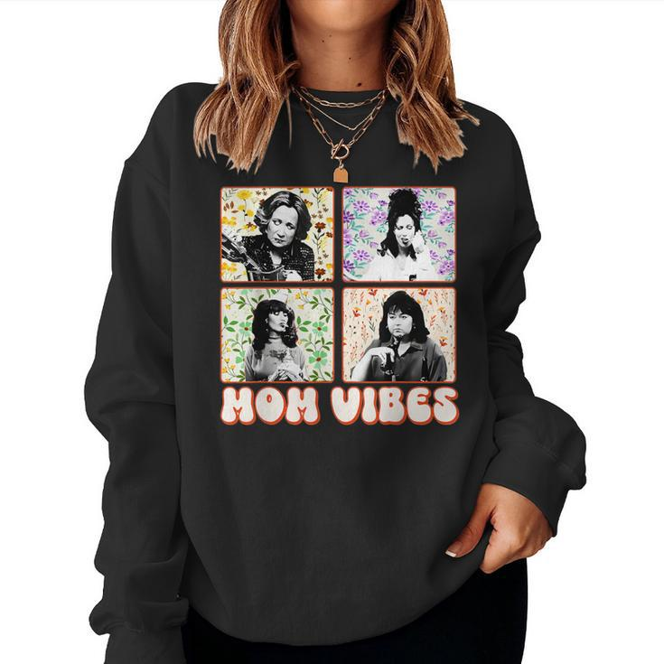 90’S Mom Vibe Vintage Cool Mom Trendy Mother's Day Women Sweatshirt