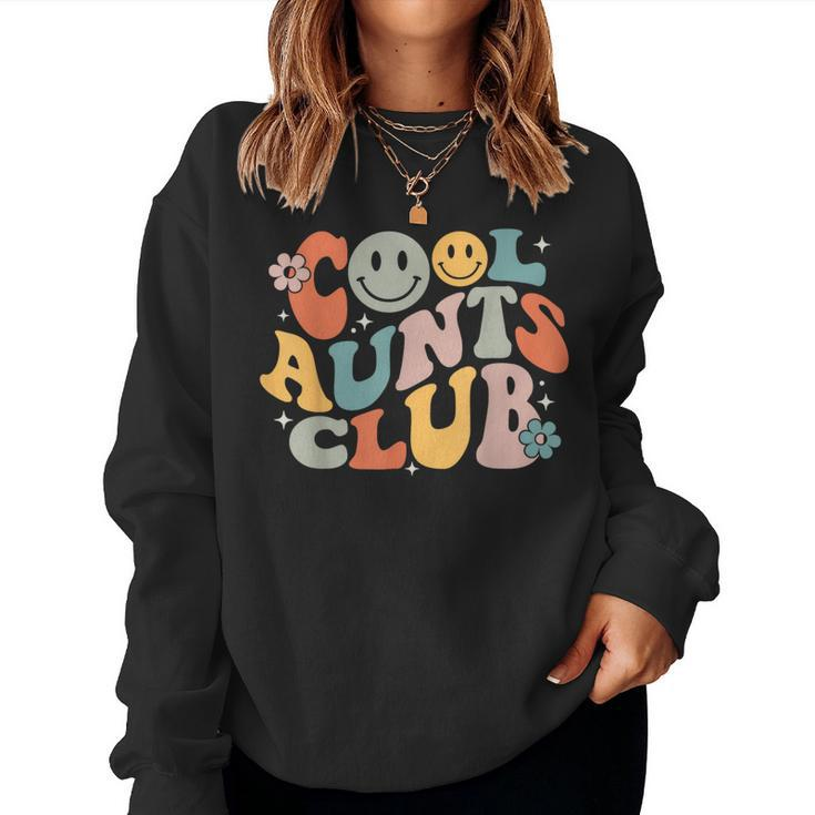Cool Aunts Club Groovy Retro Smile Aunt Auntie Mother's Day Women Sweatshirt
