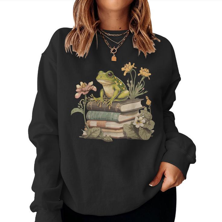 Cottagecore Aesthetic Frog Reading Book Mushroom Lover Women Sweatshirt