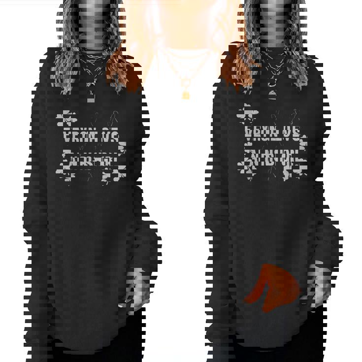 Everyone Loves An Irish Girl St Patrick's Day Outfit Women Sweatshirt