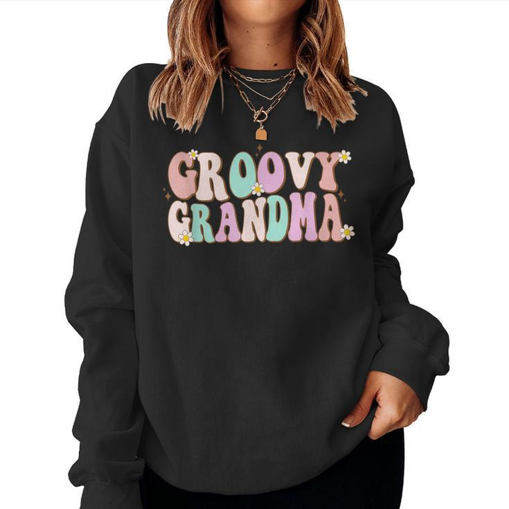 Retro Groovy Grandma Birthday Matching Family Mother's Day Women Sweatshirt