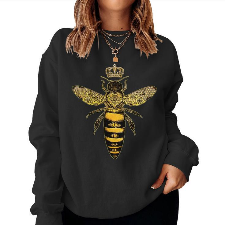 Vintage Queen Bee Earth Day Nature Love Save The Bees Women Sweatshirt