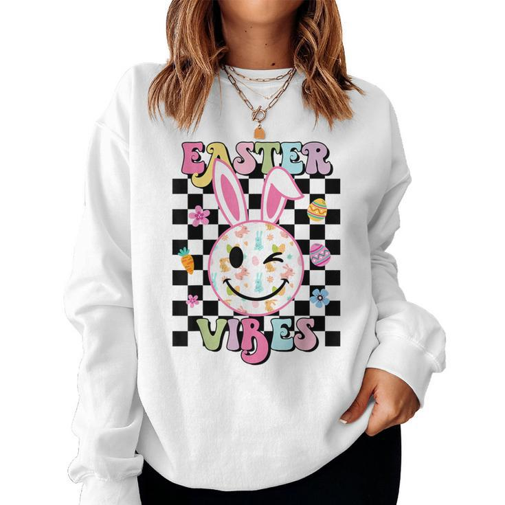 Retro Groovy Easter Vibes Bunny Rabbit Smile Face Women Sweatshirt