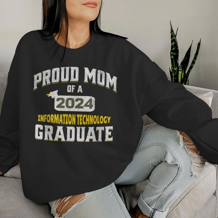 2024 Matching Proud Mom 2024 Information Technology Graduate Women Sweatshirt Gifts for Her