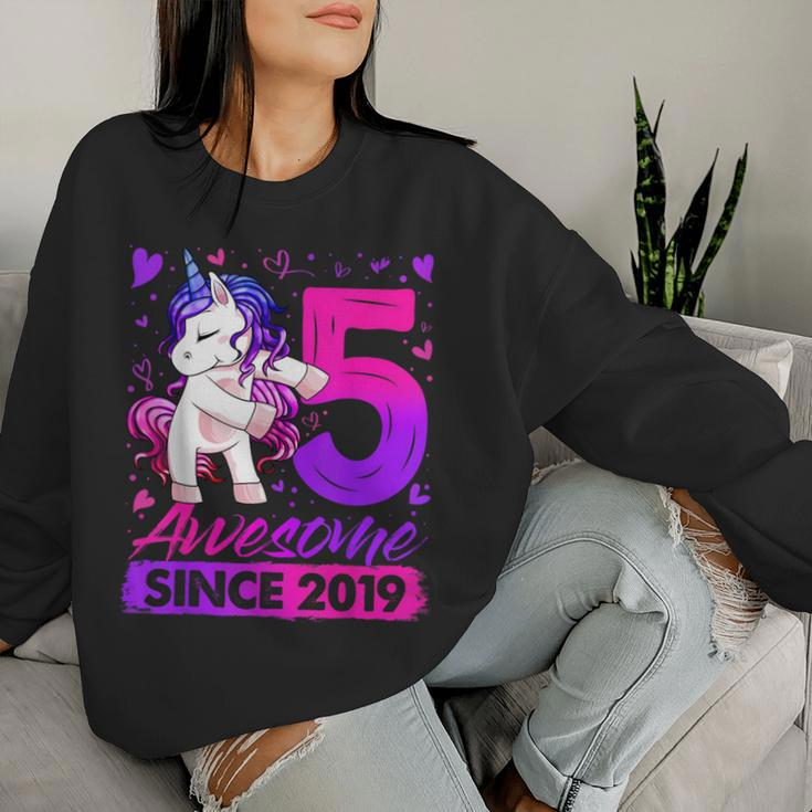 5 Years Old Flossing Unicorn 5Th Birthday Girl Party Women Sweatshirt Gifts for Her