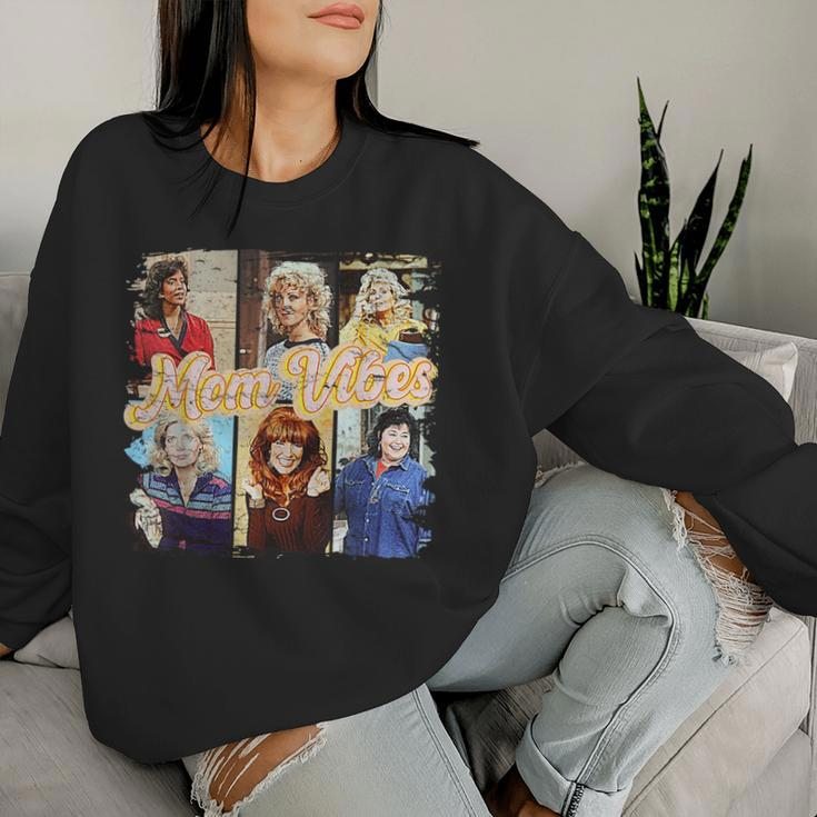 80'S 90'S Mom Vibes Mom Life Mother's Day Vintage Mama Women Sweatshirt Gifts for Her