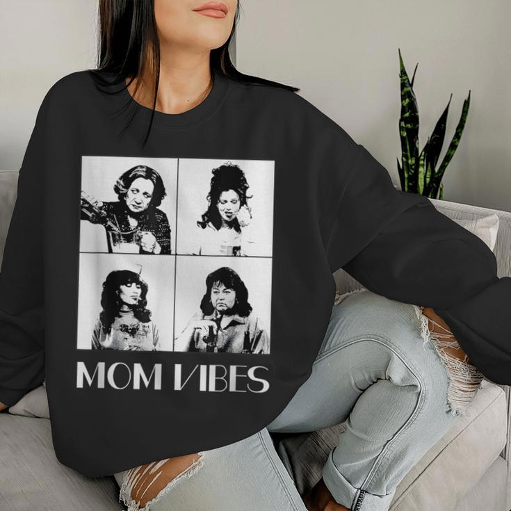 90’S Mom Vibes Vintage Mom Life Mother's Day Women Sweatshirt Gifts for Her