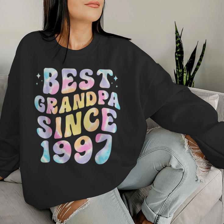 Bester Opa Seit 1997 Groovy Tie Dye Papa Birthday Lustig Sweatshirt Frauen Geschenke für Sie