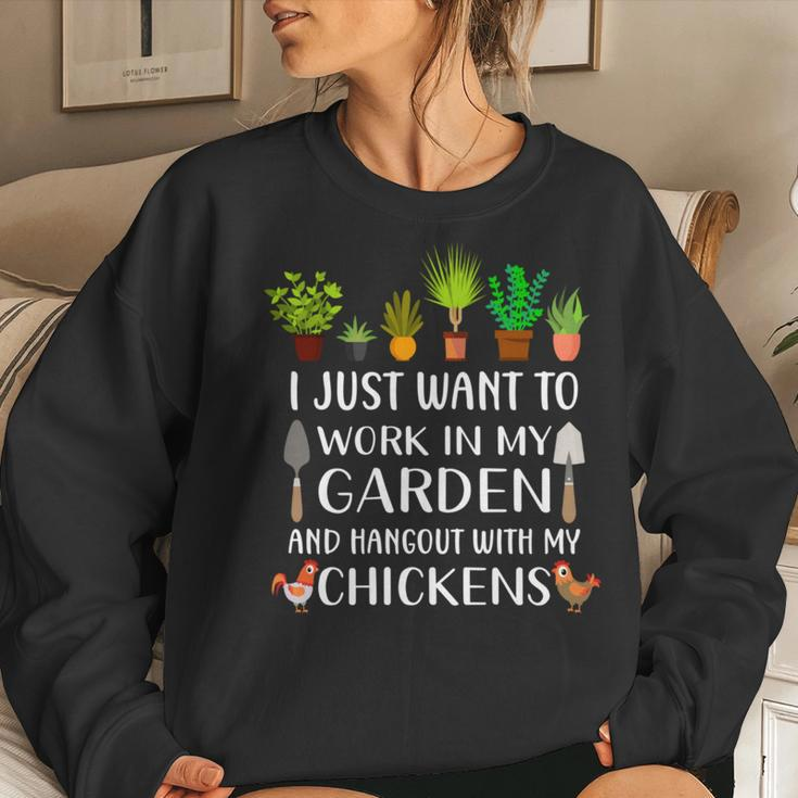 Chicken Lover Gardening For Women Gardener Women Sweatshirt Gifts for Her