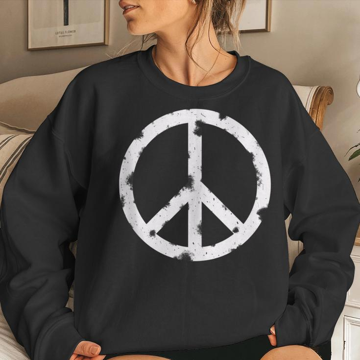 Cool Distressed Hippie Peace Sign Vintage Hippy Men Women Sweatshirt Gifts for Her