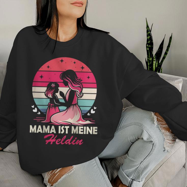 Damen Witzige Mom Muttertag Sprüche Tochter Mama Ist Meine Heldin Raglan Sweatshirt Frauen Geschenke für Sie