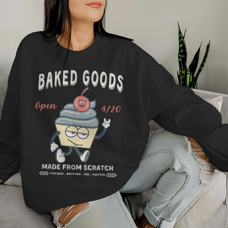 Retro Weed Cupcake Vintage 420 Baked Goods Women Sweatshirt Gifts for Her