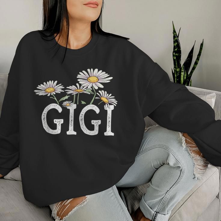 Gigi Floral Chamomile Mother's Day Gigi Women Sweatshirt Gifts for Her