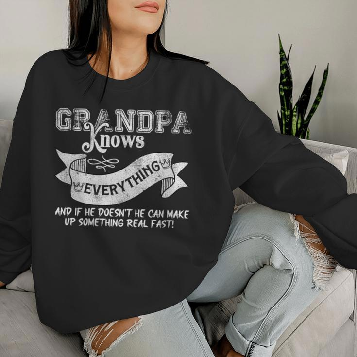 Grandpa Knows Everything Vintage Father's Day Women Sweatshirt Gifts for Her