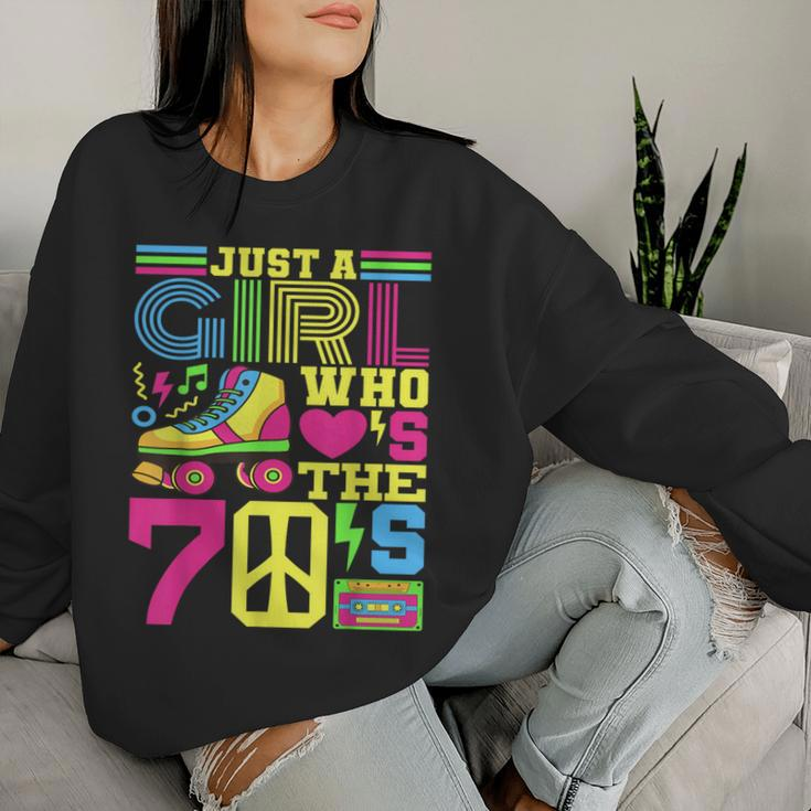 Just A Girl Who Loves The 70S Party 70S Outfit 1970S Costume Women Sweatshirt Gifts for Her