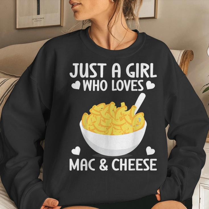 Macaronie & Cheese Girl Who Loves Mac & Cheese Women Sweatshirt Gifts for Her