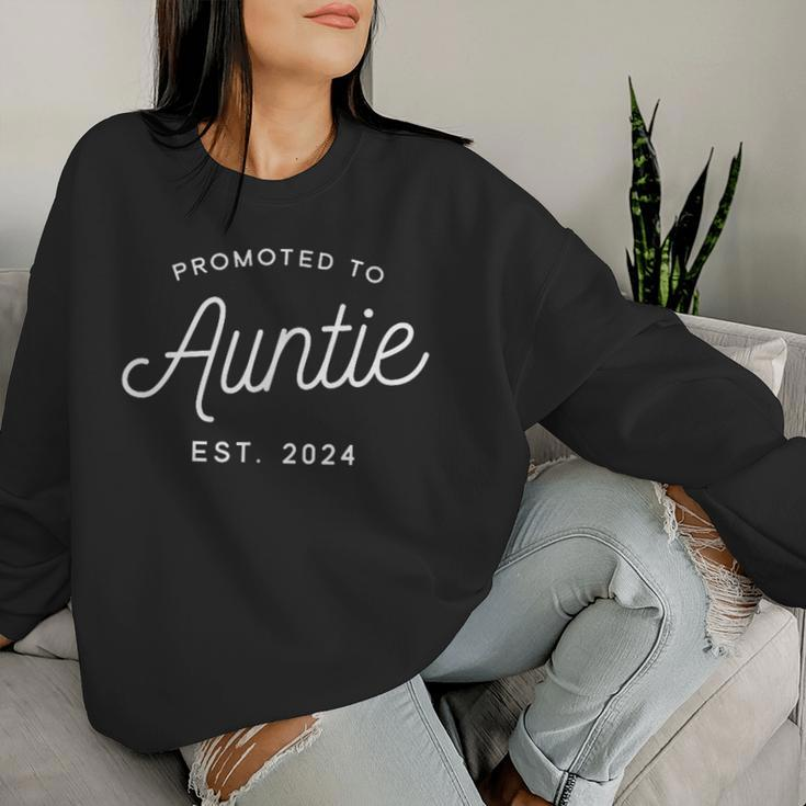 Promoted To Auntie 2024 New Aunt Mother's Day Baby Women Sweatshirt Gifts for Her