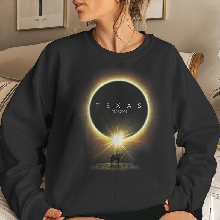 Solar Eclipse 2024 Totality Seen From Texas For Horse Lovers Women Sweatshirt Gifts for Her