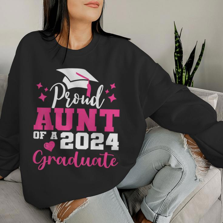 Super Proud Aunt Of 2024 Graduate Awesome Family College Women Sweatshirt Gifts for Her