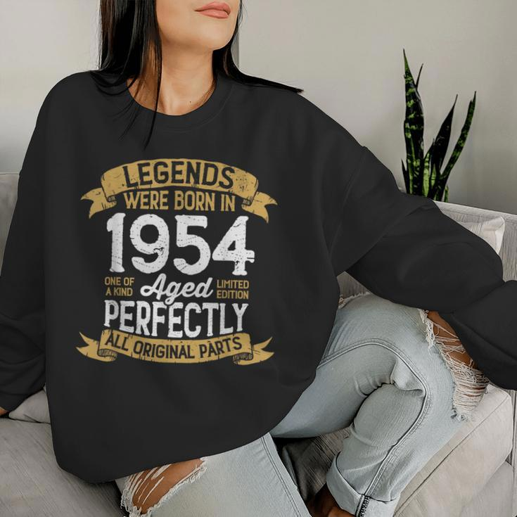 Vintage 1954 Birthday Legends Were Born In 1954 Women Sweatshirt Gifts for Her
