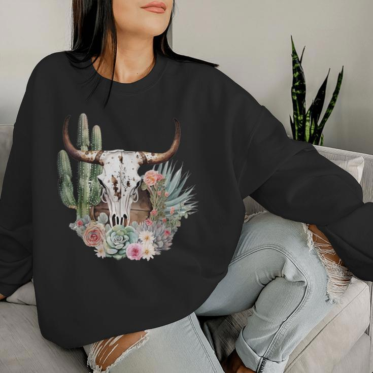 Western Boho Chic Longhorn Bull Skull Cactus Beige Pattern Women Sweatshirt Gifts for Her