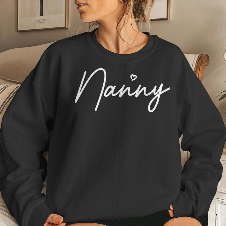 Women's Nanny Cute Mother's Day In British Grandma Women Sweatshirt Gifts for Her