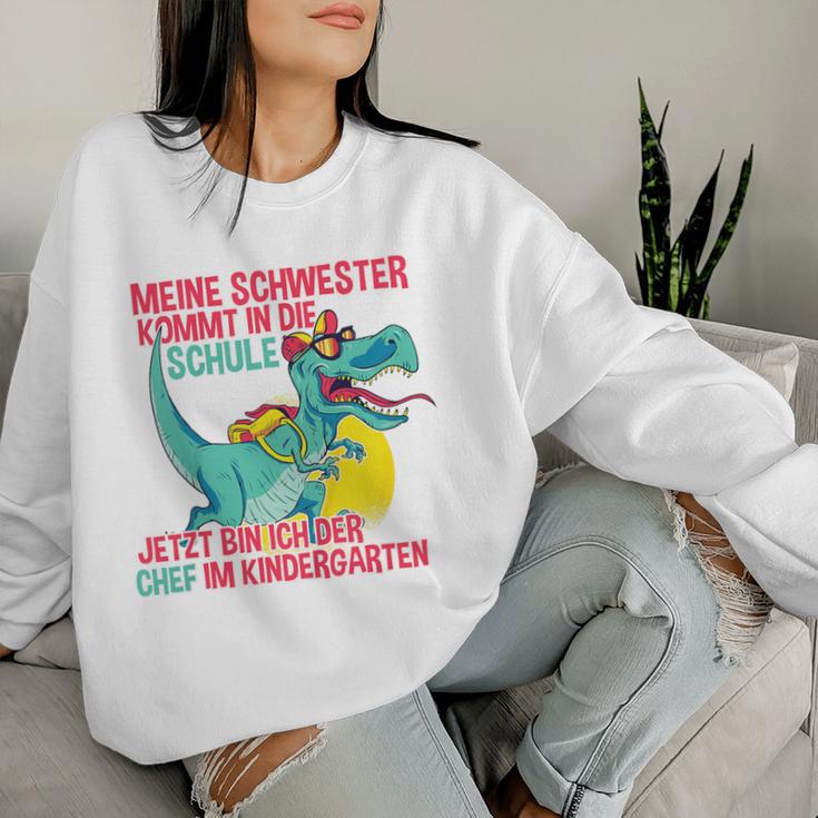 Children's Meine Schwester Kommt In Die Schule Jetzt Bin Ich Der Chef Sweatshirt Frauen Geschenke für Sie