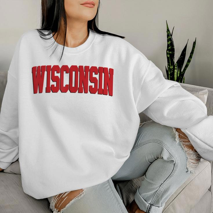 Vintage Wisconsin Wisconsin Red Retro Wisconsin Women Sweatshirt Gifts for Her