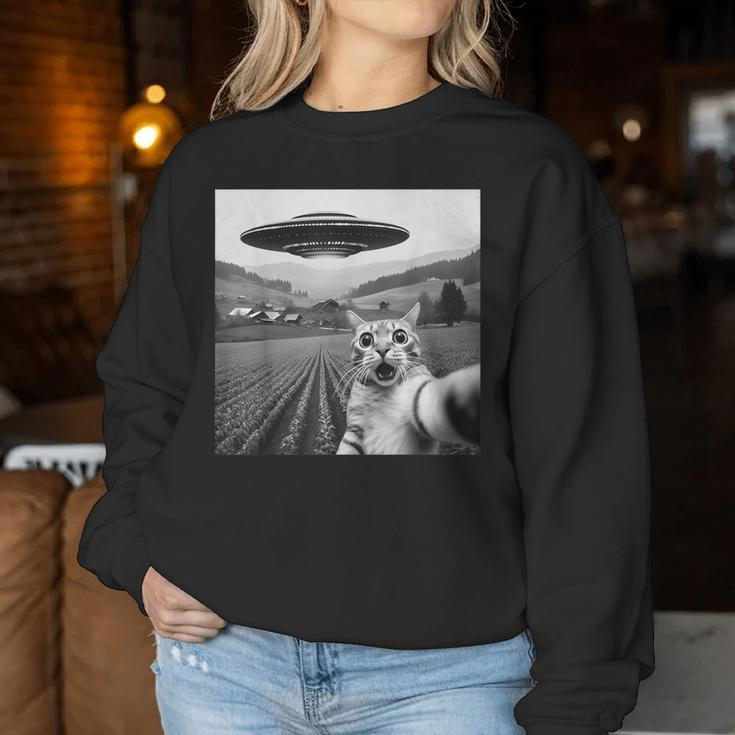 Cat Selfie With Alien Ufo Cat For Kid Women Sweatshirt Unique Gifts