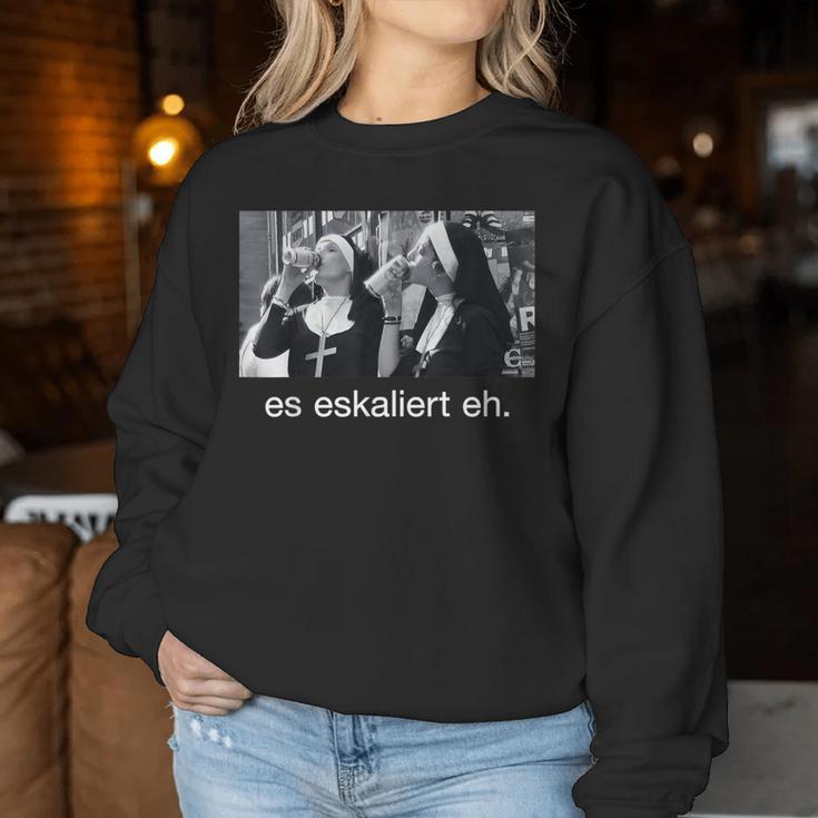 Es Eskaliert Eh X Nonnen Drinking Beer Fun New Bigger Style Sweatshirt Frauen Lustige Geschenke