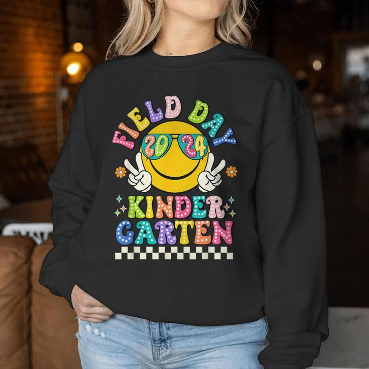 Field Day 2024 Kindergarten Field Trip Teacher Student Women Sweatshirt Personalized Gifts