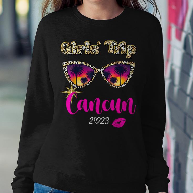 Girls Trip Cancun 2023 Vacation For Weekend Birthday Women Sweatshirt Unique Gifts