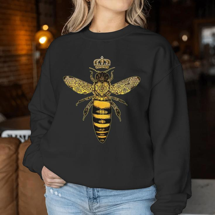 Vintage Queen Bee Earth Day Nature Love Save The Bees Women Sweatshirt Unique Gifts