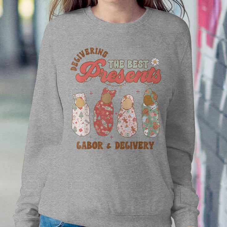 Retro Christmas Labor And Delivery Nurse Mother Baby Nurse Women Sweatshirt Unique Gifts