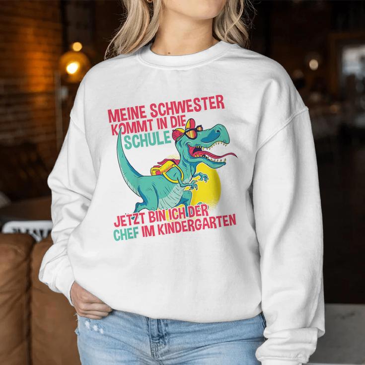 Children's Meine Schwester Kommt In Die Schule Jetzt Bin Ich Der Chef Sweatshirt Frauen Lustige Geschenke