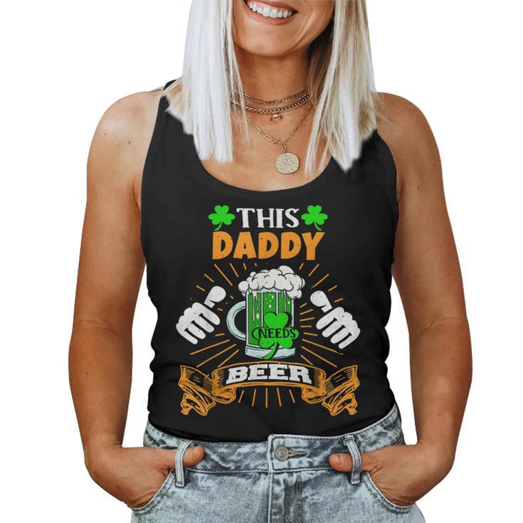 Dieser Papa Braucht Bier Drunken St Patrick's Day Tank Top Frauen