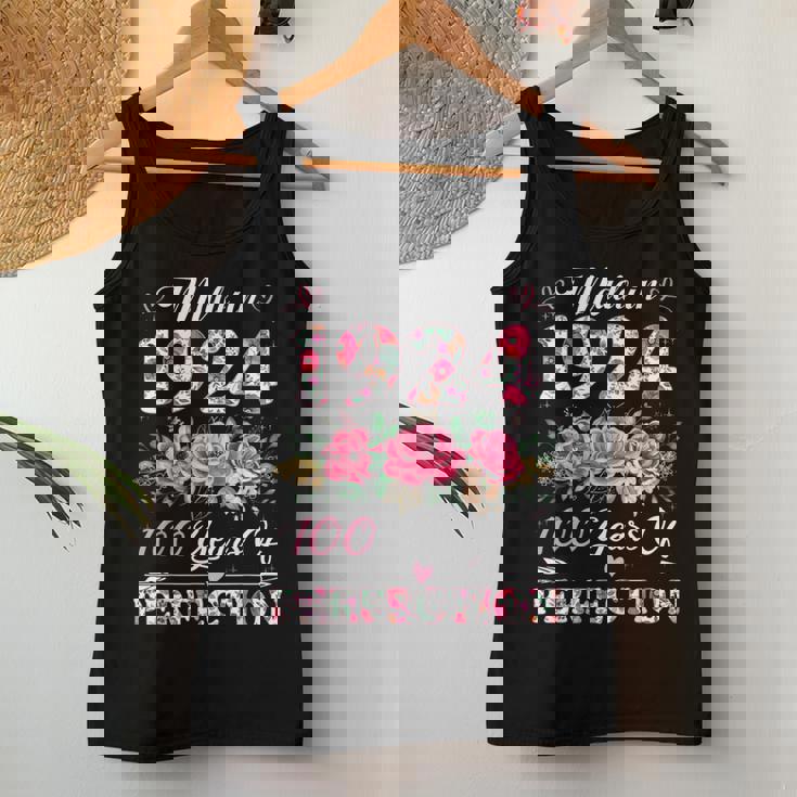 100 Year Old Made In 1924 Floral 100Th Birthday Women Women Tank Top Unique Gifts