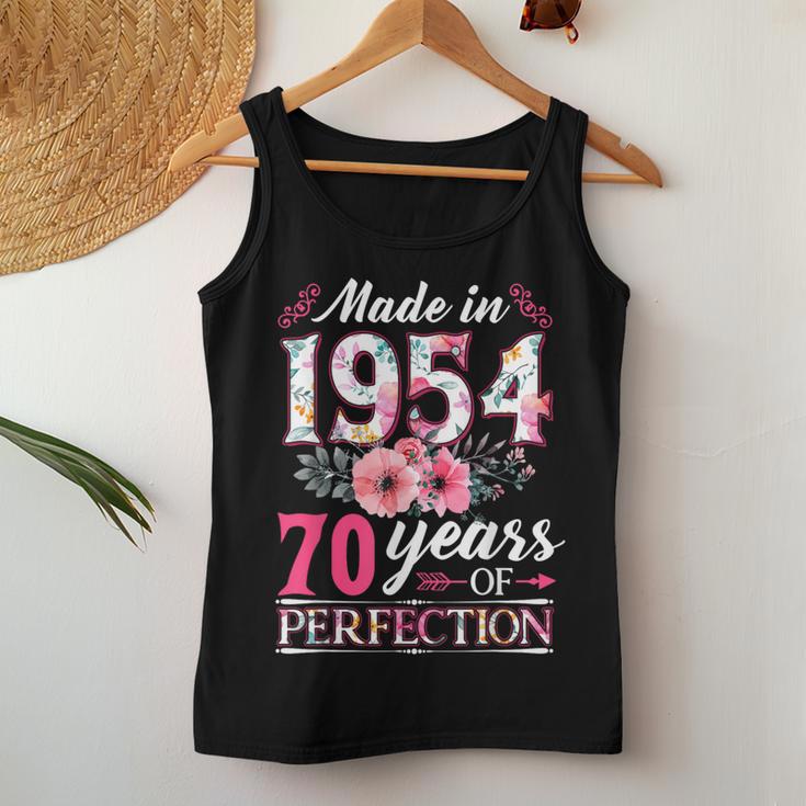 70 Year Old Made In 1954 Floral Flower 70Th Birthday Womens Women Tank Top Unique Gifts