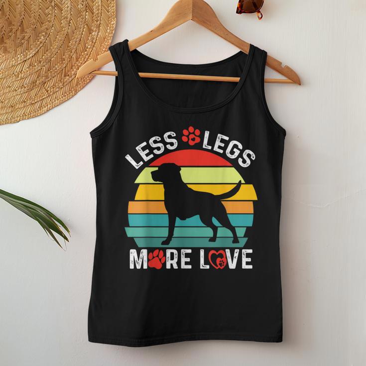 Less Legs More Love Stativ Für Hundeliebhaber Hund Mama Hund Papa Tank Top Frauen Lustige Geschenke