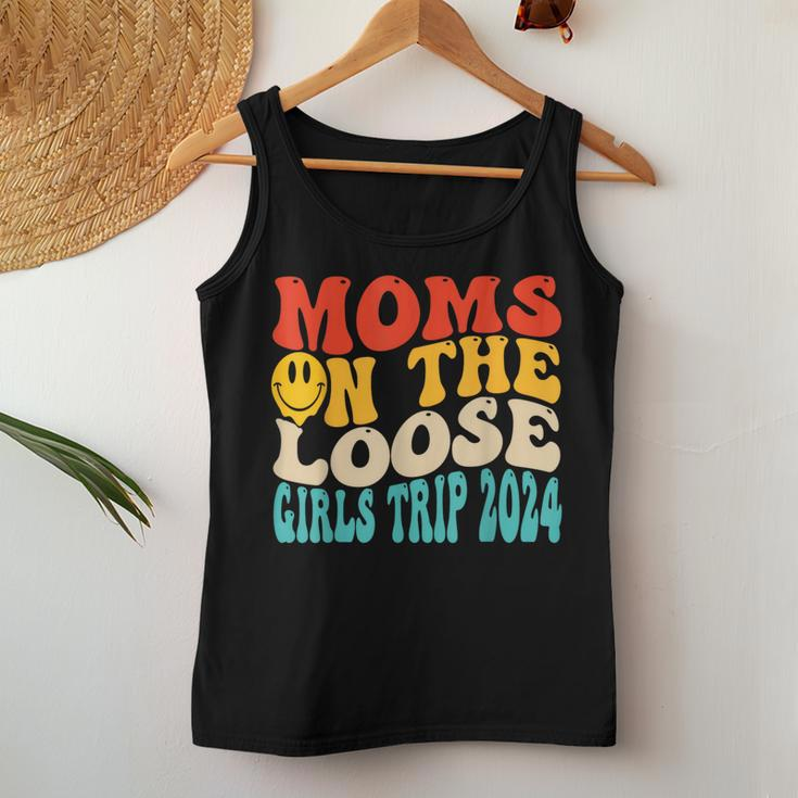 Moms On The Loose Girl's Trip 2024 Family Vacation Women Tank Top Funny Gifts