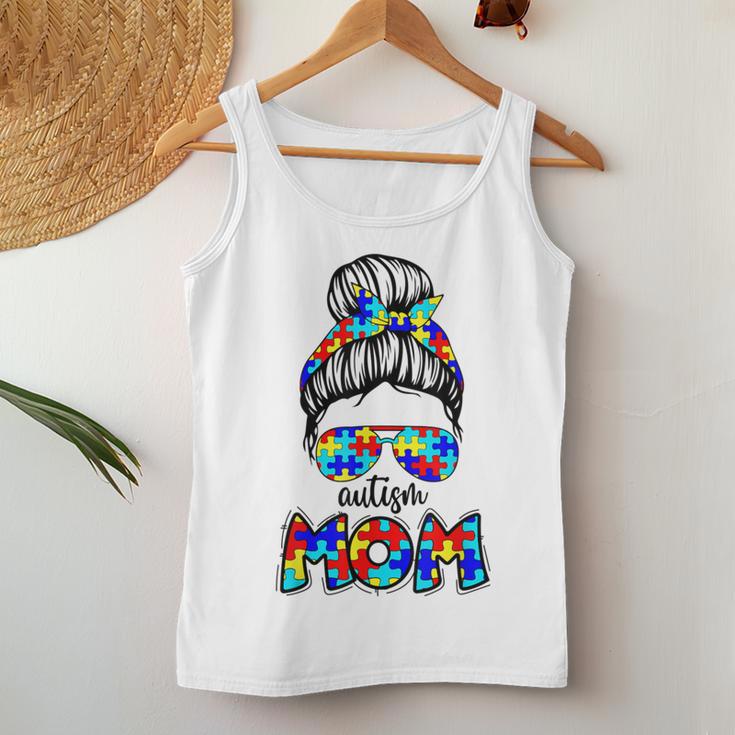 Autism Mum Messy Bun Cute Puzzle Autism Awareness Mum Gray Tank Top Frauen Lustige Geschenke